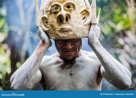 Smiles Of Papua New Guinea Editorial Stock Image Image Of Hagen