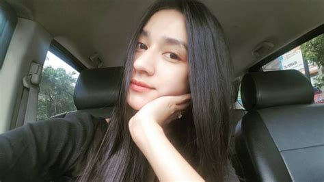 Sempat Kurung Diri Sebulan Nasib Artis Cantik Ini Berubah Drastis