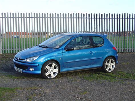 Used Peugeot 206 GTi (1999 - 2006) Review | Parkers