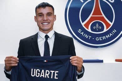 Mercato Le Psg S Offre Ugarte Pour M Officiel Football