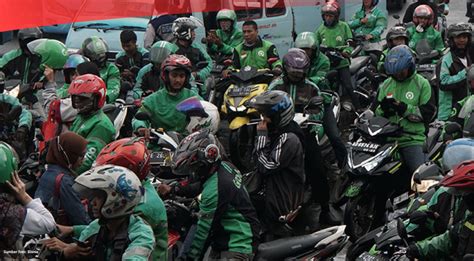 Persaingan Ketat Pangsa Pasar Ojek Online Di Indonesia