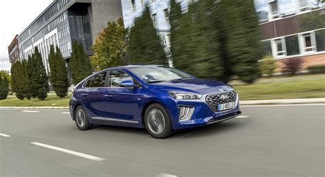 Test Hyundai Ioniq Lhybride Rechargeable Qui Ne Souffre Daucune Bride