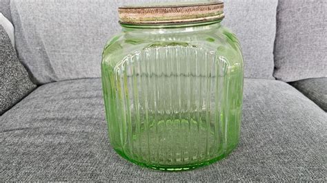 Anchor Hocking Vaseline Glass Ribbed Cereal Hoosier Jar Depression