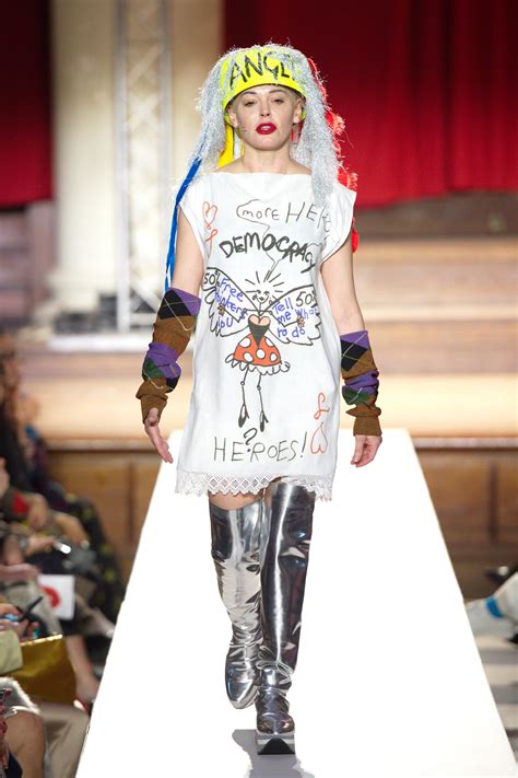 Vivienne Westwood | AW19/20 Catwalk LOOK 60 | Vivienne westwood fashion, Vivienne westwood ...