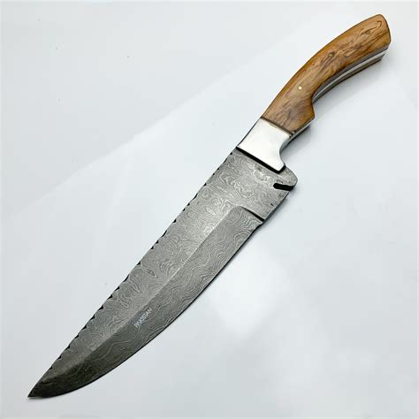 Damascus Steel Custom Handmade Fixed Blade Hunting Knife 13