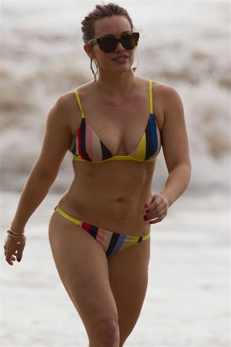 Hilary Duff In Bikini At A Beach In Maui Hawtcelebs