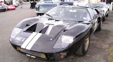 Goodwood Revival A Readers Lap In A Ford Gt40 Car Magazine