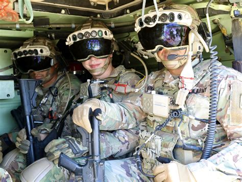 US Army incorporates augmented reality goggles into combat vehicles