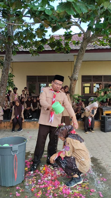 Upacara Memperingati Hut Ke Pramuka Sman Tanjung Jabung Barat