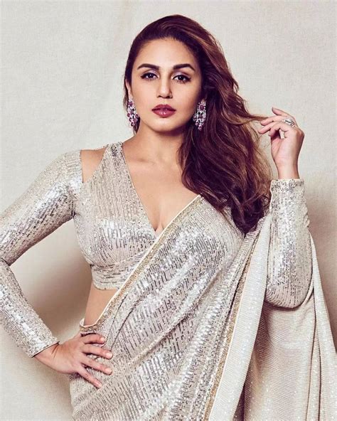 Photos Huma Qureshi Shared Her Bikini Look On Social Media