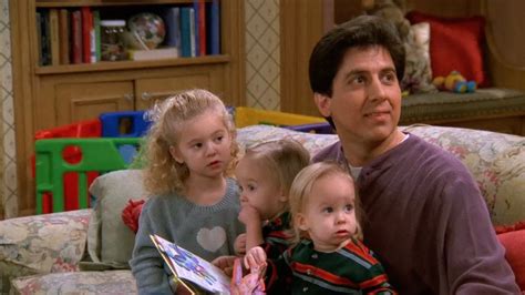 Everybody Loves Raymond Season 1 Streaming Watch And Stream Online Via