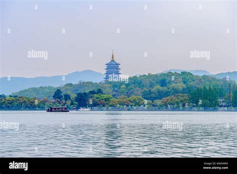 Nature of the West Lake (Xi hu lake) is a freshwater lake in Hangzhou ...