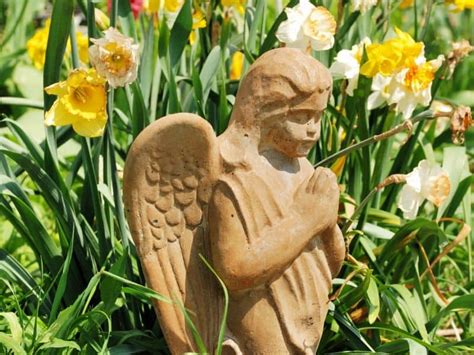 5 Adorable Garden Angels To Bring Peace And Harmony To Your Garden