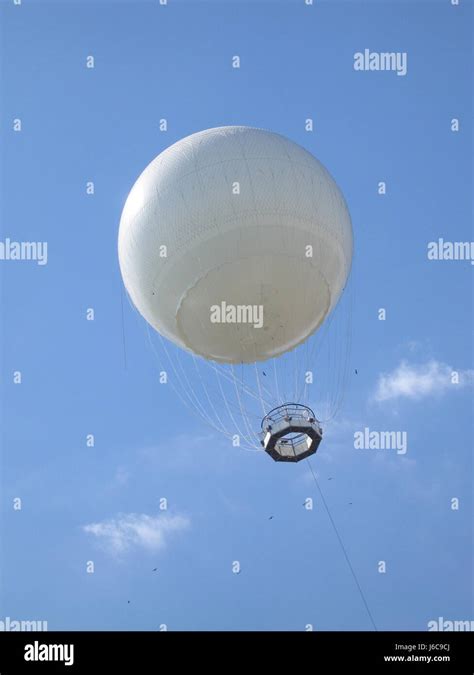 Weather Balloon Hi Res Stock Photography And Images Alamy