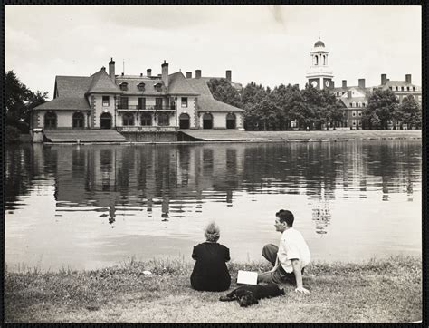 Harvard 2 Digital Commonwealth