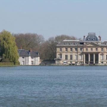 Ch Teau Du Marais Au Val Saint Germain Mus E Du Patrimoine De France