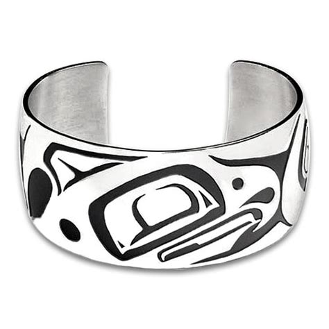 Eagle bracelet - Northwest American Native Arts & Inuit Artwork Gallery