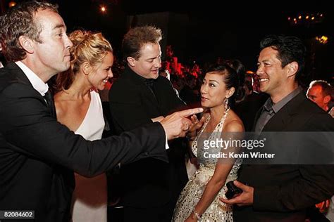 10 Hot Sexy Flora Cheong Leen Bikini Pics