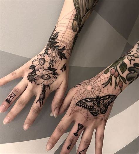 Finger Tattoos Tattoos And Piercings Body Art Tattoos Tatoos