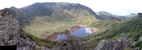 Hallasan Crater Koreas Highest Mountain Marioruckh Flickr