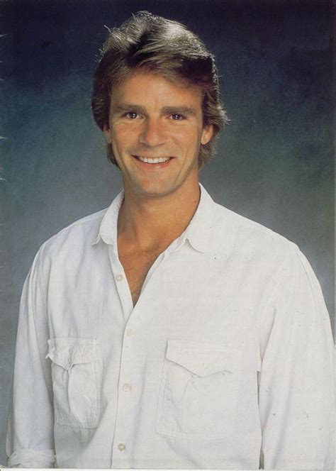 So Awesome In White Macgyver Tv Angus Macgyver Shaved Long Hair