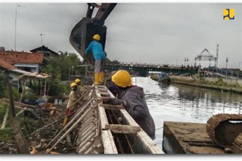 Cegah Banjir Rob Di Pekalongan Kementerian Pupr Bangun Tanggul Laut