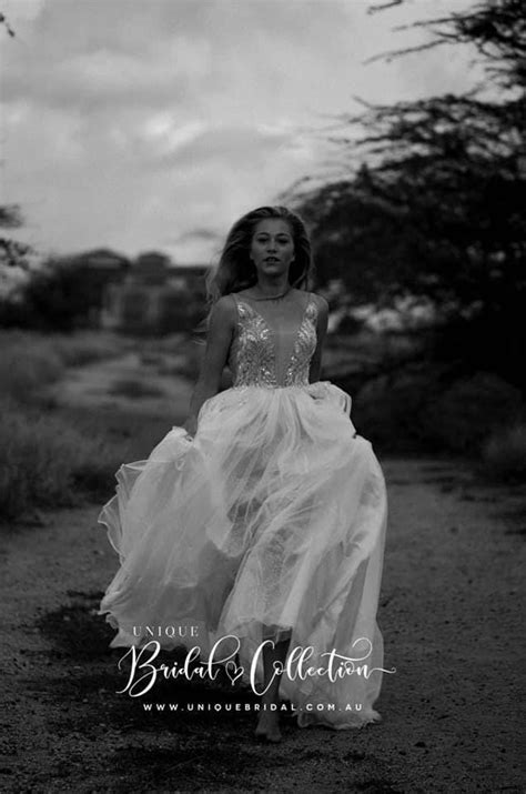 Unique Bridal Collection New Wedding Dress Stillwhite