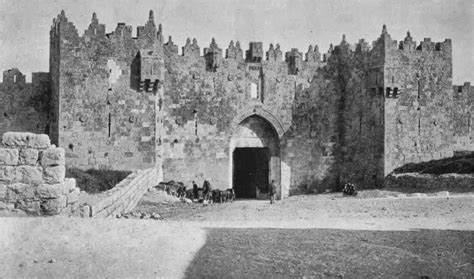 Nos Passos De Cristo Portas Da Cidade Velha De Jerusalém