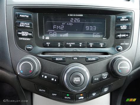 2004 Honda Accord Ex Coupe Audio System Photos