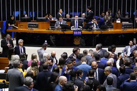 Congresso Aprova Reajuste Para Servidores E Piso Da Enfermagem Fala