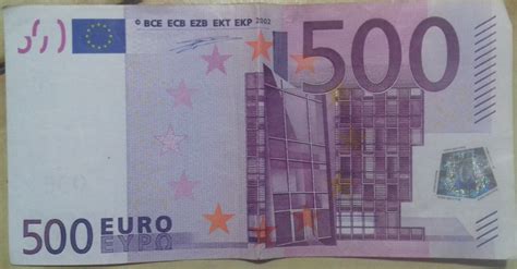 Gambar Uang Euro Pulp