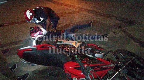 MOTOCICLISTA CHOCA CONTRA CAMIONETA Y SUFRE LESIÓN DE GRAVEDAD