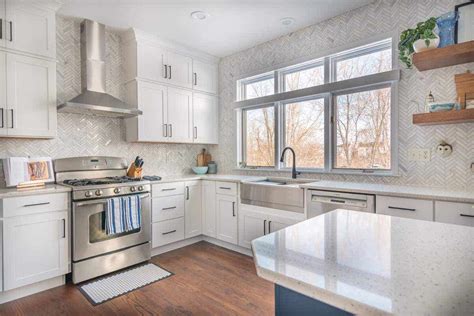 Bold Designer White Blue Shaker Kitchen With Warm Accents