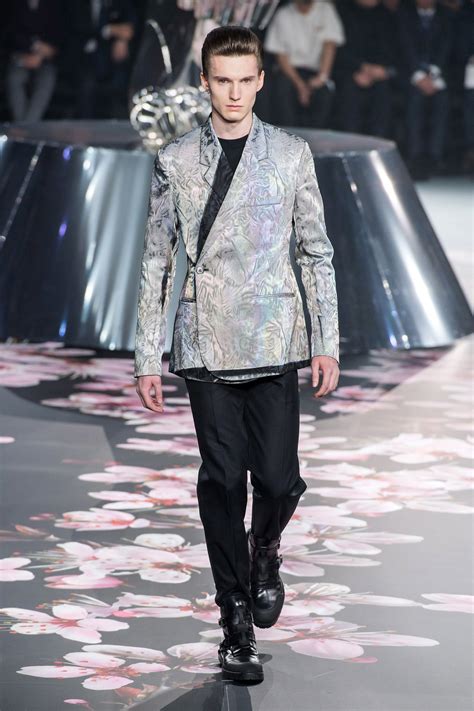 Dior Men Pre Fall 2019 Collection Vogue Stylish Mens Fashion Men Fashion Show Mens Fashion