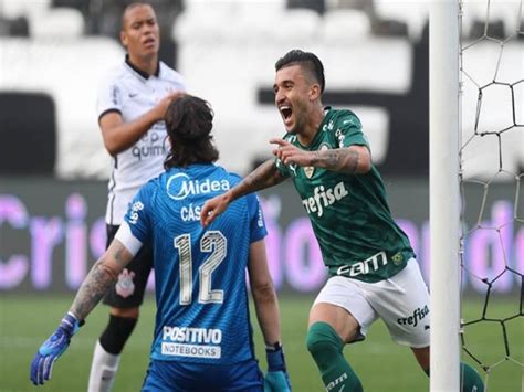 Palmeiras Abre O Placar Segura O Corinthians E Garante Vaga Na Final