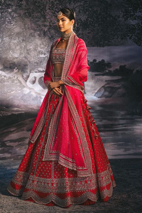 Buy Red Raw Silk And Organza Embroidery Pearl Cutdana Bridal Lehenga