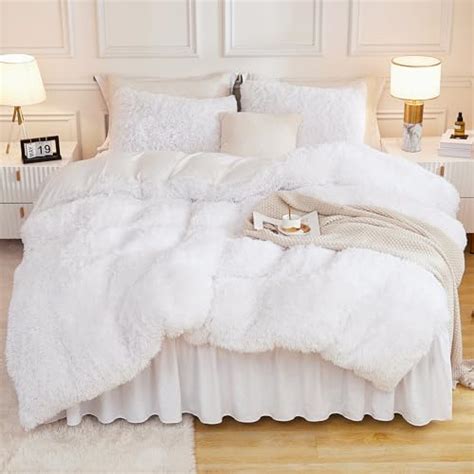 I Tested The Luxurious Comfort Of A White Fluffy Comforter Set Here S Why It S A Must Have For