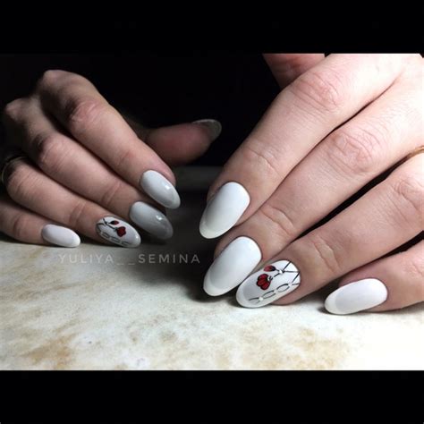 Correction of enlarged nails The design is French and hand painted ...