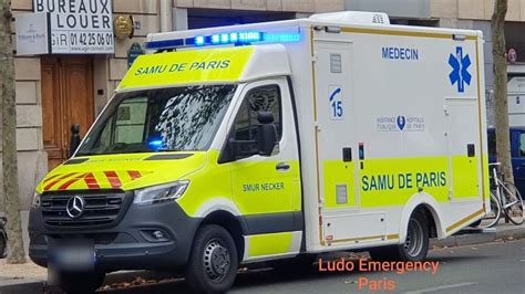 France Ambulances Du Samu En Urgence Emergency Doctor Cars And