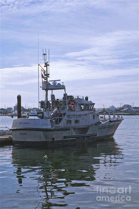 Uscg 47 Lifeboat 1 Photograph By Tim Mulina Pixels