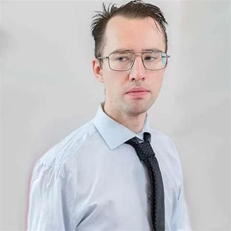 Concept Perv Pilot Feat Hot Pearl Ray Adler Teamskeet Labs Xhamster