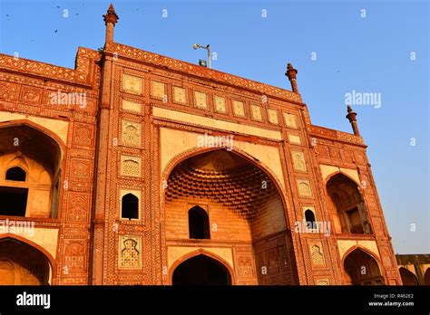 Various Shots Of Jahangirs Tomb The Burial Site Of The Fourth Mughal