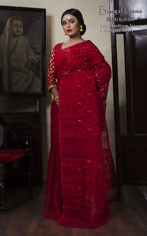 Bengali Brides In Red Dhakai Jamdani Saree Elegant Eves