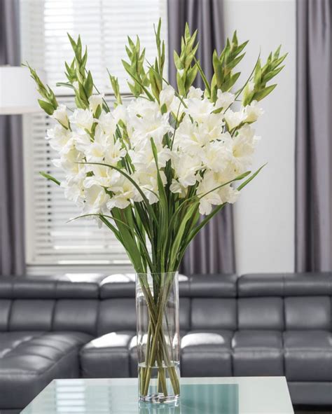 Gladiolus Arrangements and Bouquet Ideas