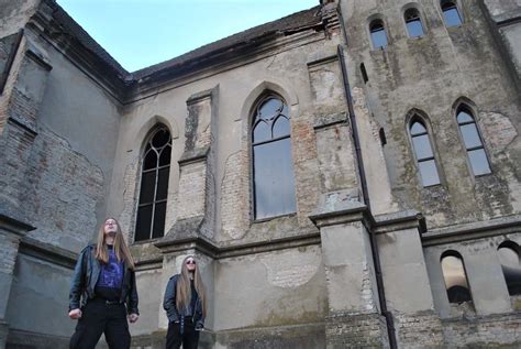 Serbian Doom Stoner Metal Duo Mortuary Hearse Presents Their Debut Ep