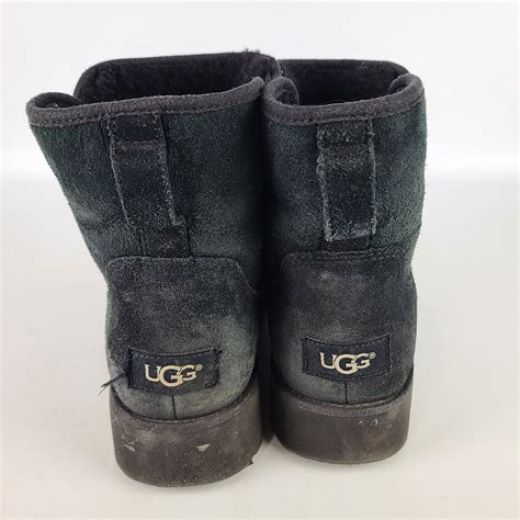 UGG Kristin Women S 6 5 Black Suede Shearling Lined Ankle BOOTS 1012497