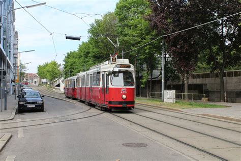 Wien Wiener Linien SL D E2 4318 Augasse Am 2 Mai 2015 Bahnbilder De