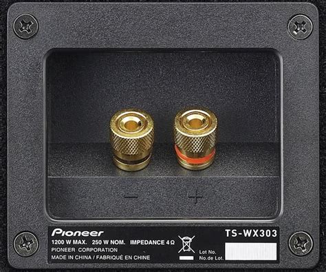 субуфер Pioneer TS-WX303