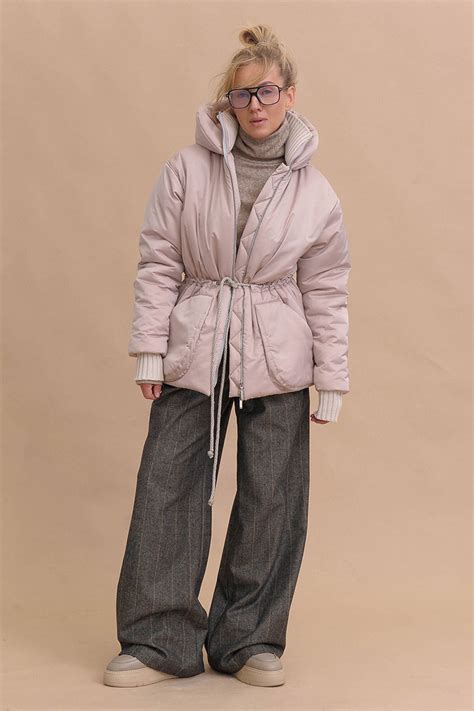 Купить женские куртки NUDE бежевый Описание фото цена