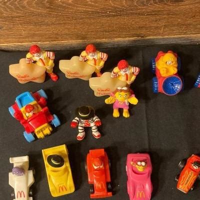 1980’s HAPPY MEAL TOYS | EstateSales.org